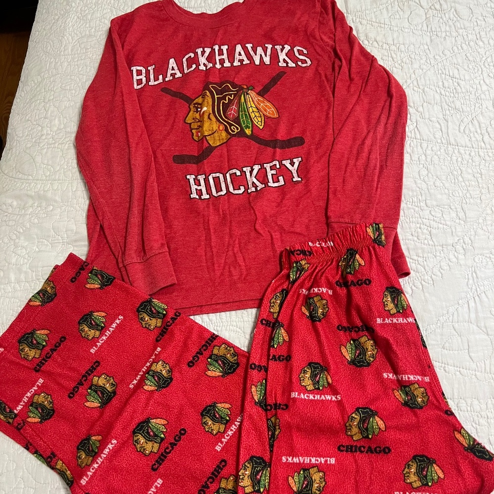 chicago nhl blackhawks pajama lounge pants and shirt